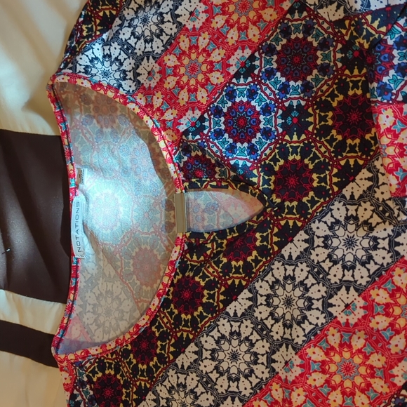 2/$10 Notations top in red, blue, yellow and white geometric design - Picture 4 of 6